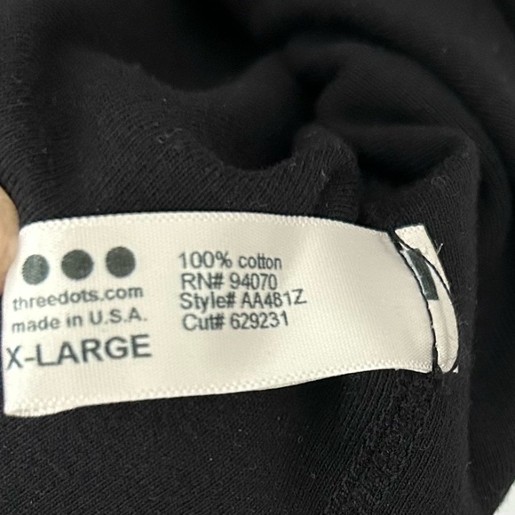 EVELYN & ARTHUR collab 3 dots basic black 
Classic Black Women's Top XL - Picture 3 of 4